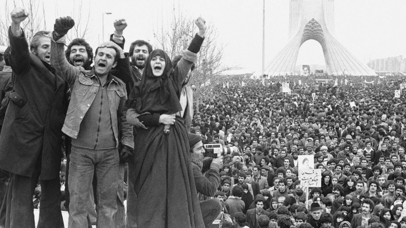 İran İslam İnqilabı  Yaxın Şərqi necə dəyişdi ? II Hissə: Şiəlik və Sünnilik Arasındakı Fərqlər və Tarixi Kontekst
