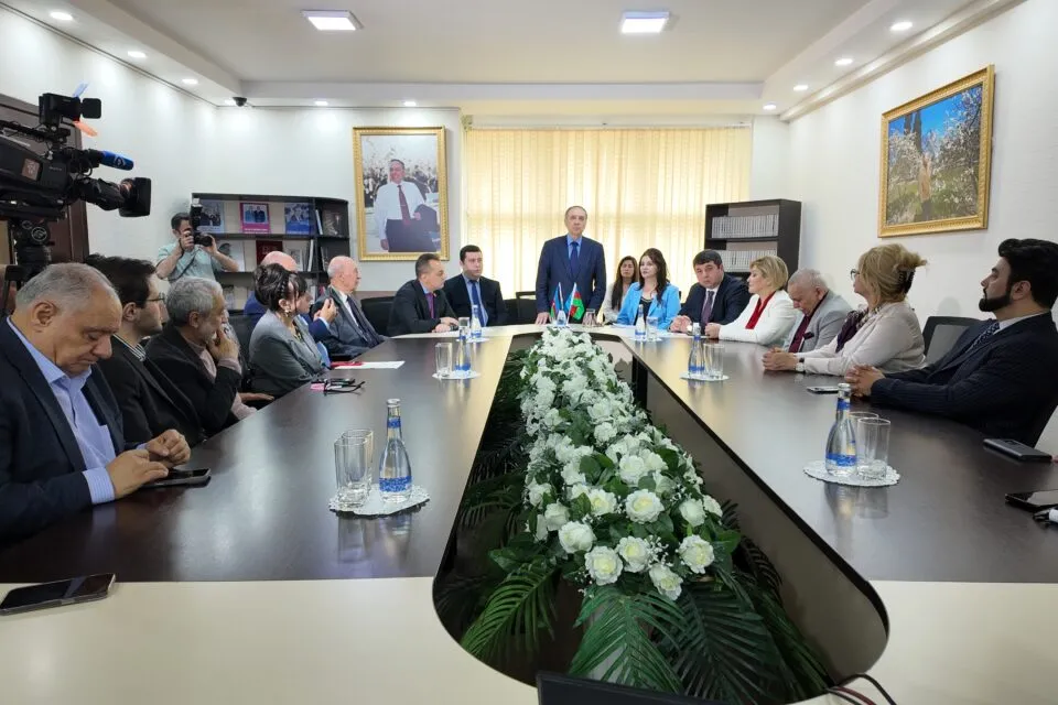 “Xatirələr işığında Heydər Əliyev” adlı kitabının təqdimatı keçirildi