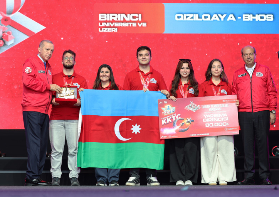 Türkiyə və Şimali Kipr liderləri “TECHNOFEST-2025”də Azərbaycan komandasını mükafatlandırıblar