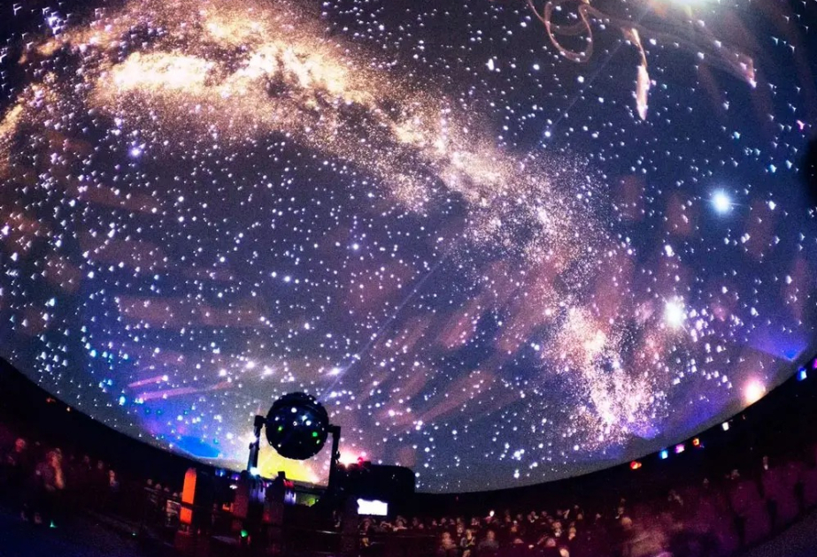 Mayın 7-də Beynəlxalq Planetariumlar Günü qeyd olunur