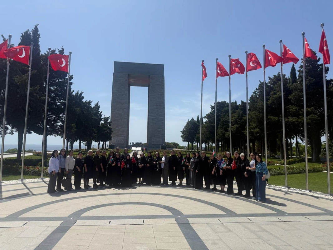Şəhid ailələri Çanaqqala şəhərini ziyarət ediblər