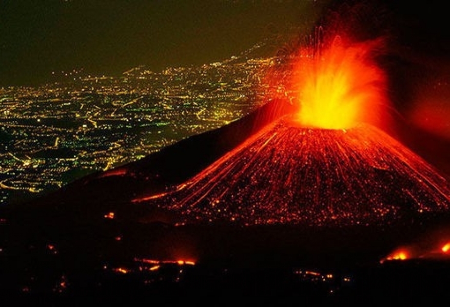 Etna vulkanı püskürməyə başlayıb