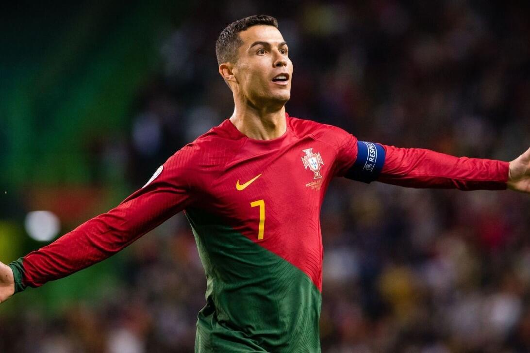 Ronaldo Portuqaliyanı  Finala çıxardı