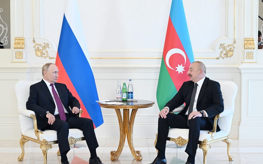 President of Azerbaijan Ilham Aliyev сongratulates Russian President Vladimir Putin