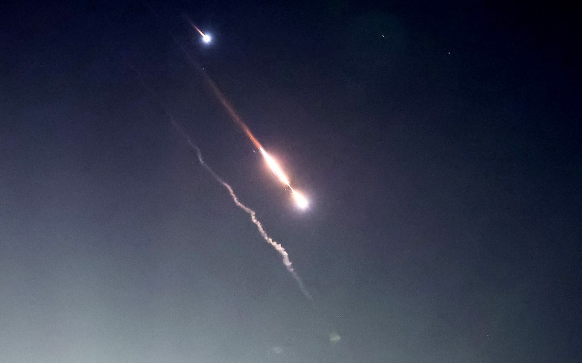 İranın iki raketi İordaniya və Suriyaya düşüb