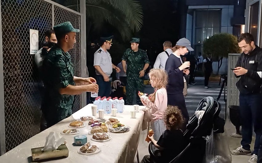Portuqaliya, Filippin və Finlandiya vətəndaşları Azərbaycan sərhədindən keçərək İrandan təxliyə olunur