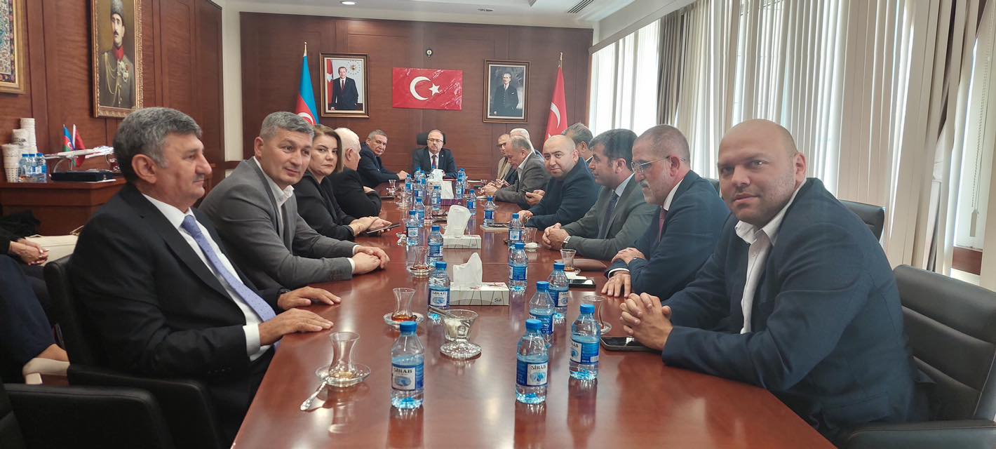 Türkiyə ilə Azərbaycanın arasını vurmaq istəyənlər var
