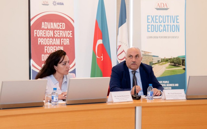Foreign diplomats briefed on addressing IDP issues in Azerbaijan