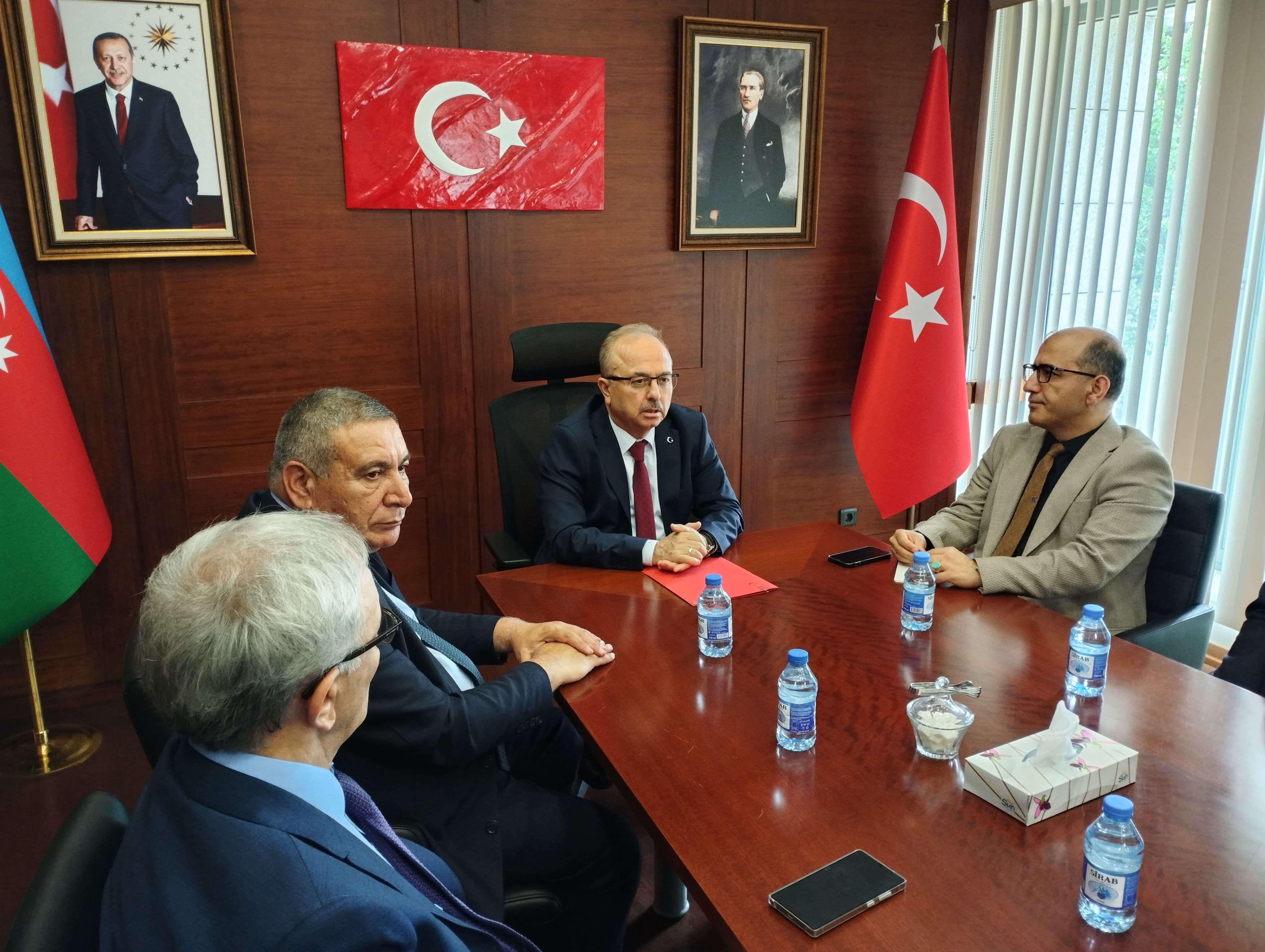Mətbuat Şurasının İdarə Heyətinin üzvləri Türkiyənin Azərbaycandakı Səfirliyində olublar