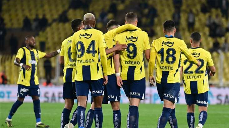 "Fənərbaxça" iki ulduz futbolçunu transfer etmək istəyir