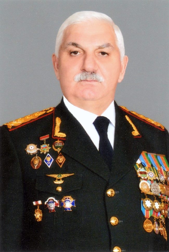 Bəylər Eyyubov vəzifəsindən azad edildi