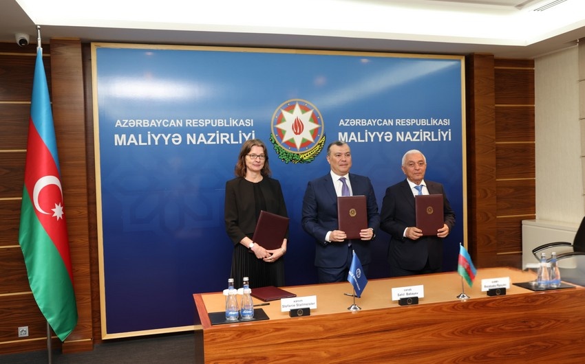 Azerbaijan signs $173.5M loan agreement with WB for renewable energy project