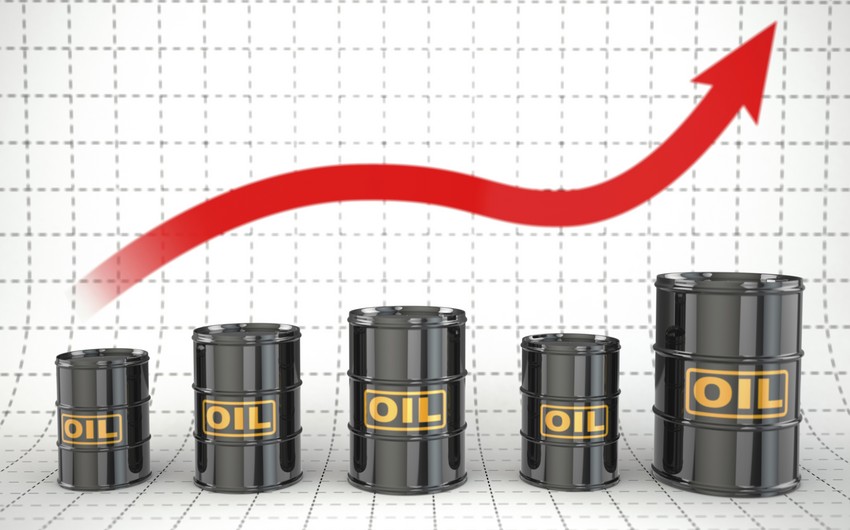 Azerbaijani oil prices grow slightly