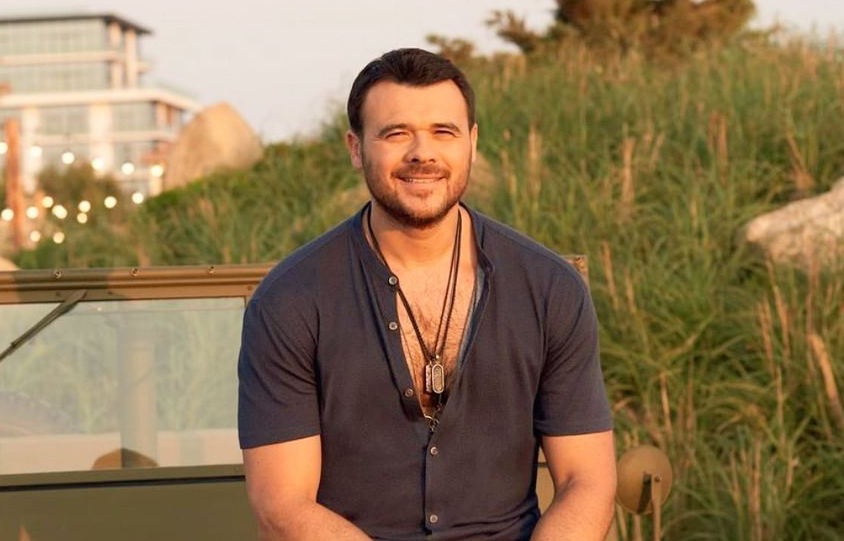 Emin Rusiyadakı konsertini təxirə saldı