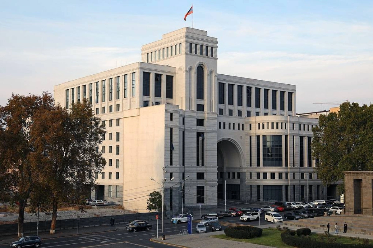 Ermənistan Ukraynaya cavab verdi