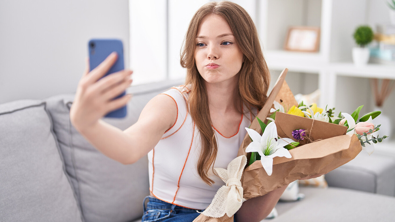 Selfi çəkəndə nələri səhv edirik?