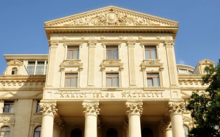 Руководство МИД Азербайджана посетило Аллею почетного захоронения
