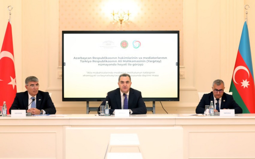 “Ailə mübahisələrində mediasiya institutunun tətbiqinin əhəmiyyəti və beynəlxalq təcrübə” mövzusunda dəyirmi masa keçirilib