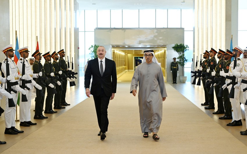 President Aliyev Arrives in UAE for Official Meetings