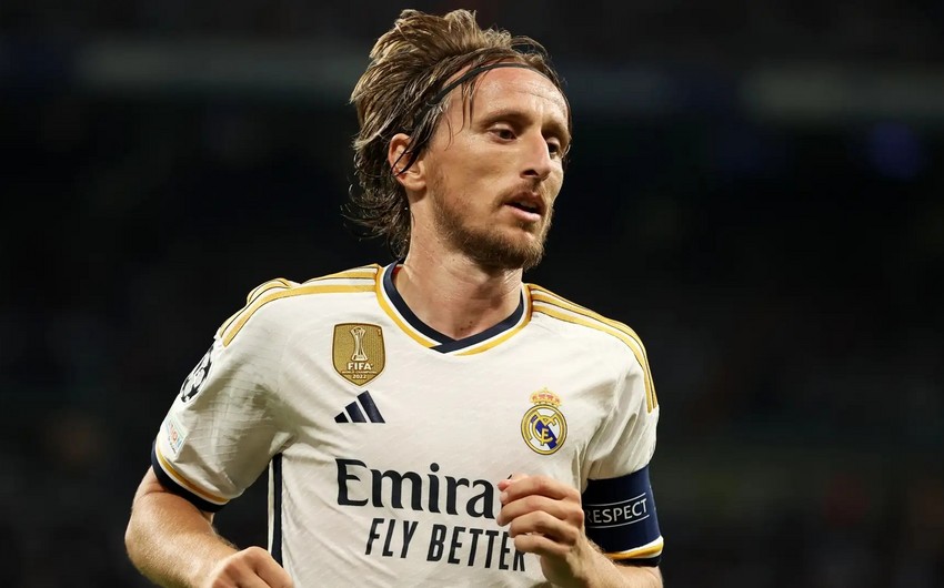 Luka Modric signs one-year contract with Milan