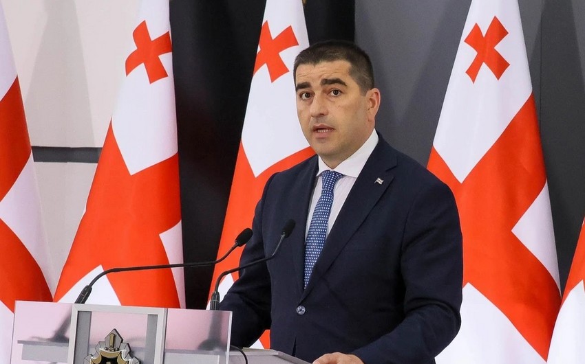 "Kallas üzr istəmək əvəzinə, hakimləri təhdid edir"