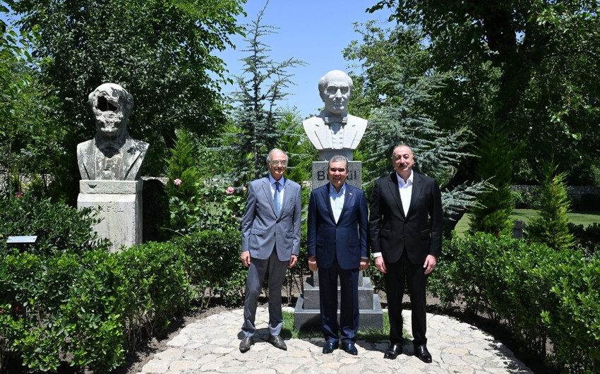 President Ilham Aliyev and Chairman of Turkmenistan’s Halk Maslahaty visited Bulbul’s House-Museum in Shusha