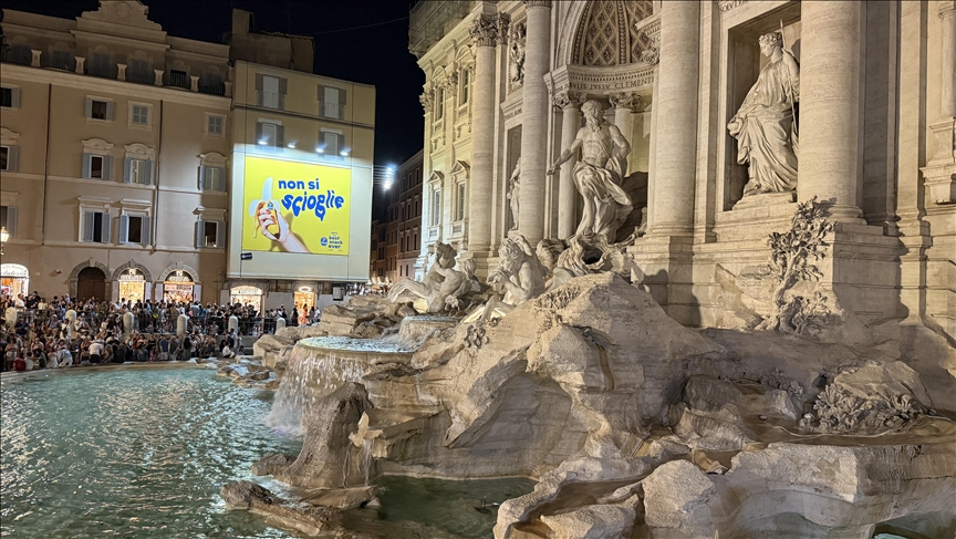 Rome turns off Trevi Fountain lights in solidarity with Gaza