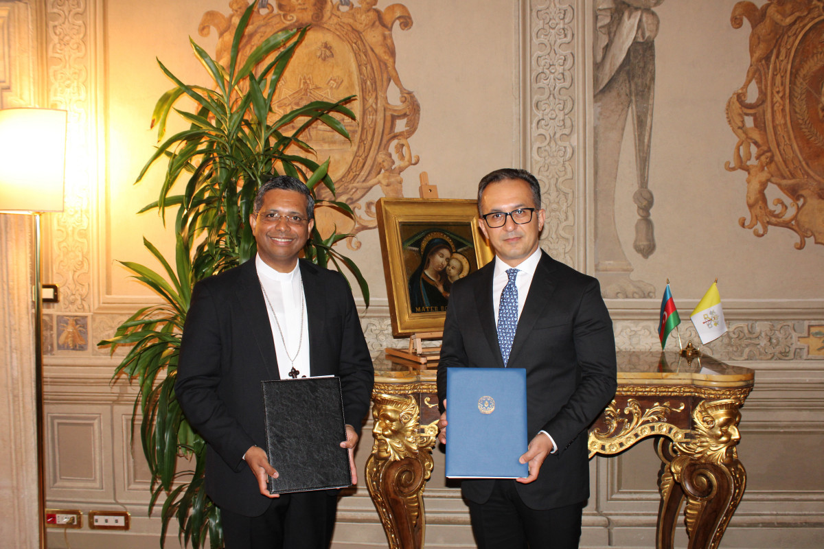 State Committee of Azerbaijan and Vatican sign Memorandum