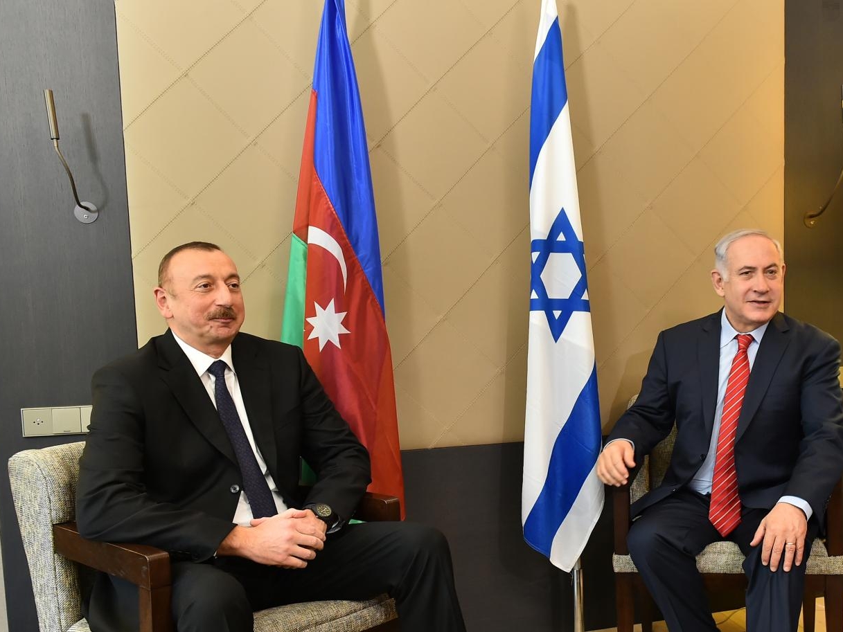 Israel’s new envoy departs for Baku to begin diplomatic mission