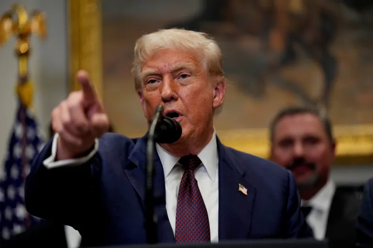 Трамп уволил главу Бюро статистики труда после неутешительных данных по занятости: обвиняет в фальсификации