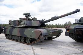 Американский военный передал России данные о танках Abrams — ФБР