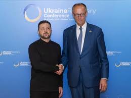 Мерц обсудил с Зеленским ситуацию в Украине