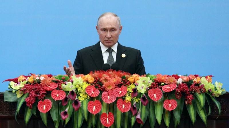 Putin: ABŞ Ukrayna münaqişəsində daha da dərinə sürüklənib