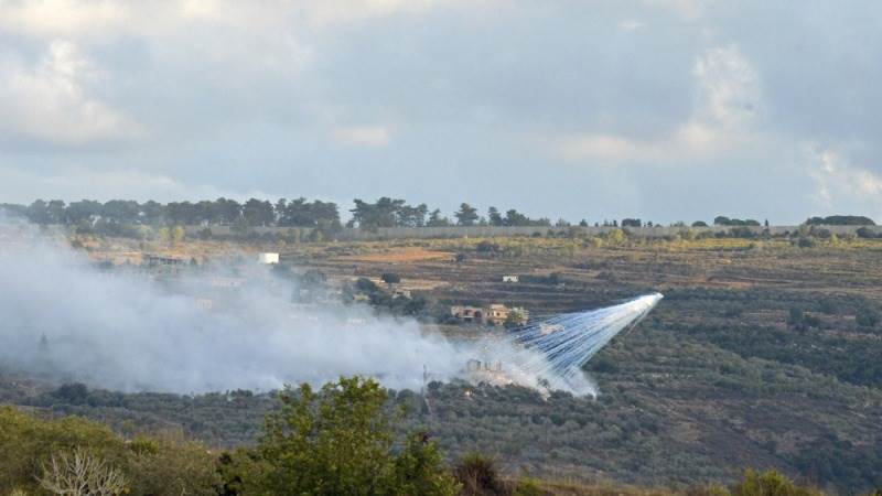 Israel strikes more Hezbollah 'terror targets'