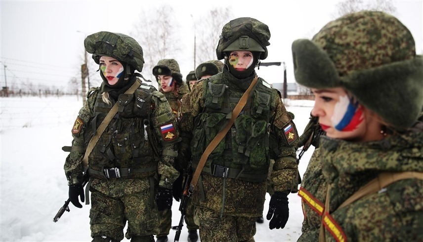 روسيا تبدأ تجنيد النساء للقتال في أوكرانيا